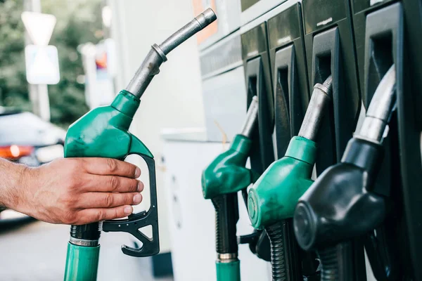 BUENA NOTICIA. ESTE JUEVES 13 DE MARZO BAJARÁ EL COMBUSTIBLE