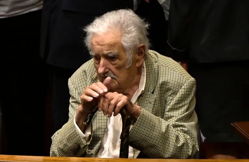 GRAVE SE MANTIENE EL EX PRESIDENTE DE URUGUAY JOSÉ "PEPE" MUJICA